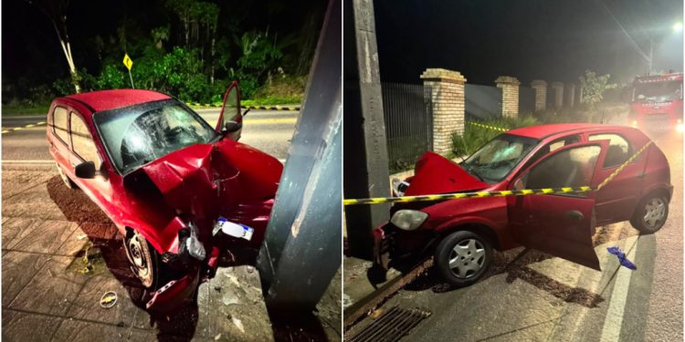 Motorista fica ferido após carro bater contra poste em Schroeder