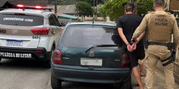 “R$ 1.200”: Homem é preso por receptação após comprar Corsa furtado em Jaraguá do Sul