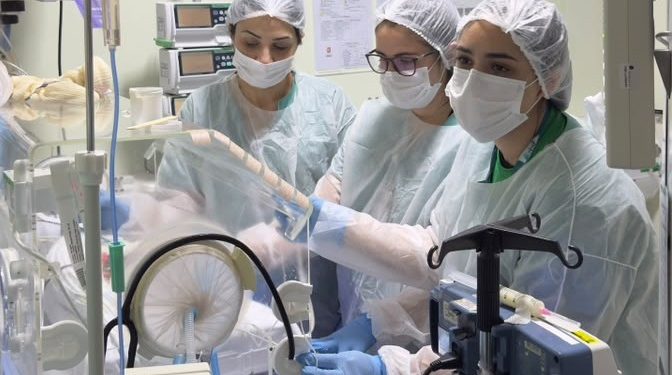 Hospital Jaraguá implanta tecnologia inédita em Santa Catarina para monitoramento cerebral de recém-nascidos