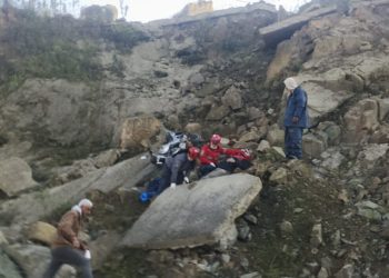 Motociclista fica ferido após acidente em pedreira em São João do Itaperiú
