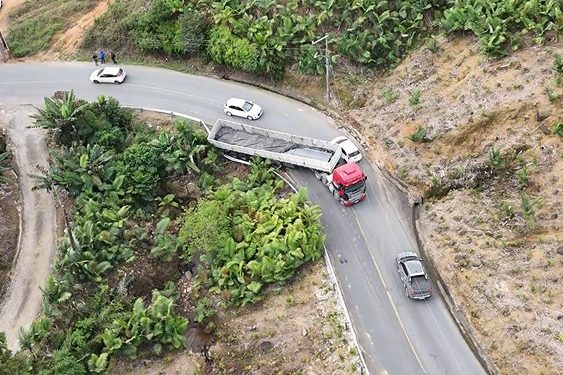 Limite de velocidade na Estrada Rio Molha vai passar de 60 km/h para 30 km/h