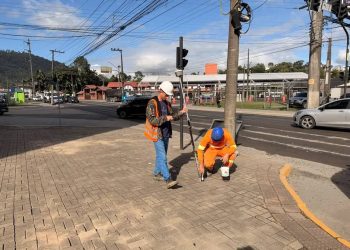 Começa marcação para implantação de rotatória na Rua Walter Marquardt, em Jaraguá do Sul