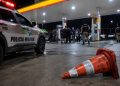 Homem perde dois dentes após ser atingido por cone em briga generalizada em posto em Jaraguá do Sul