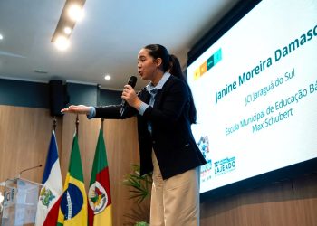 Aluna de Jaraguá do Sul conquista o 1º lugar na Etapa Nacional do Concurso de Oratória